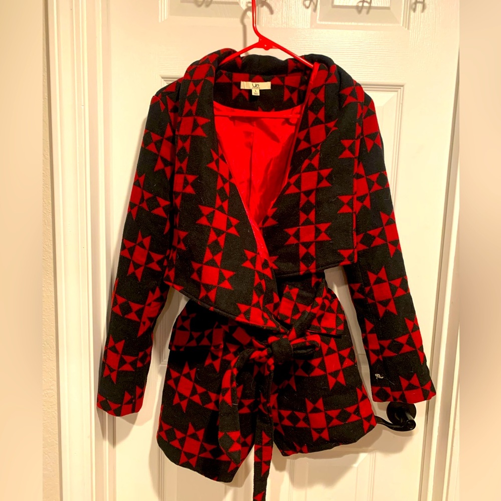 Cute fall & winter pea coat with belt closure